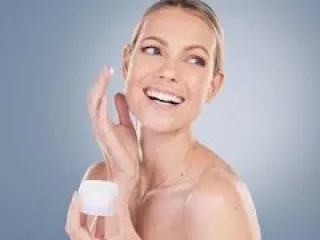 Hydroquinone, Mometasone & Tretinoin Cream Contract Manufacturing