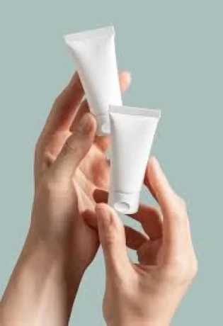 Fluticasone Propionate .05% Cream PCD Pharma Company 1