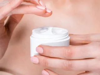 Best Jojoba Oil, Hydrolyzed Elastin, Vitamin E, Phenoxyethanol and Glycerin Cream Exporters
