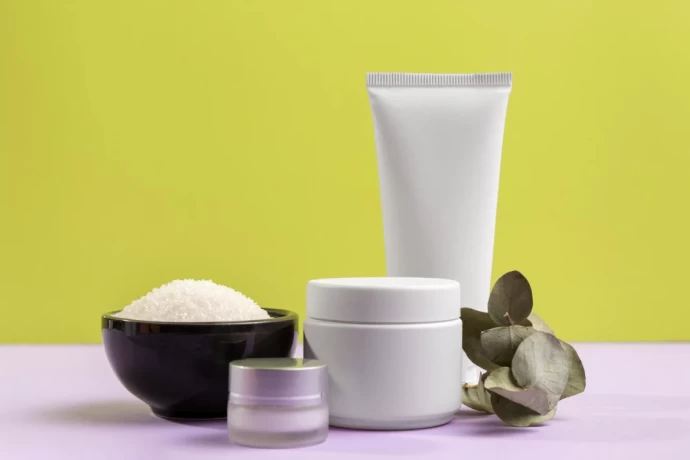 Derma and Cosmetic Products PCD and Franchise - Earn Premium 1