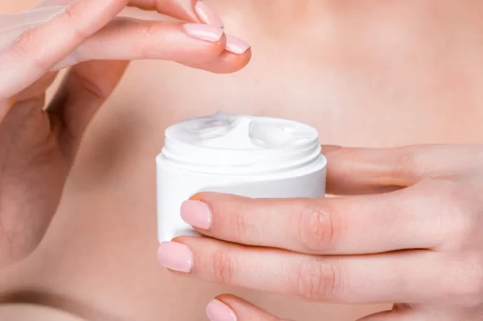 Top PCD Pharma Franchise Company For Terbinafine Hydrochloride 1% Cream 1
